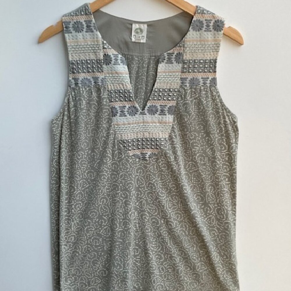 Anthropologie Zinnia Top Size S